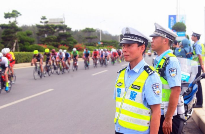 警用對講機全是PDT？警察常用的模擬對講機頻段，你知道幾個？
